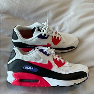 Nike Air Max 90s Men size 11.5 White with Red and Black Accents, never worn